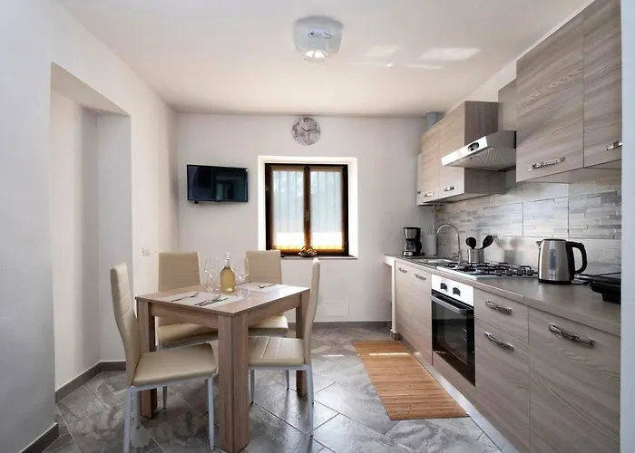 Casa Delle Rose فيربانيا